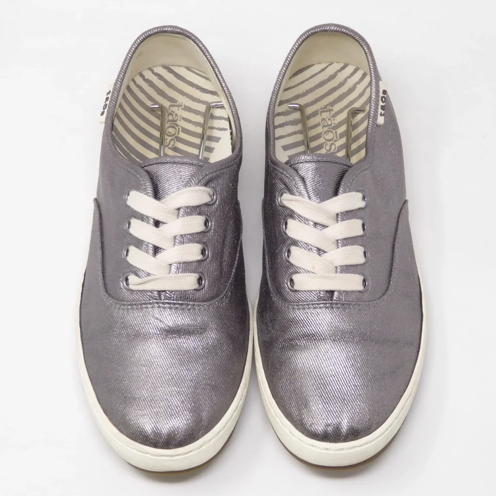 Taos Womens Guest Star Sneakers Pewter Metallic Canvas 9